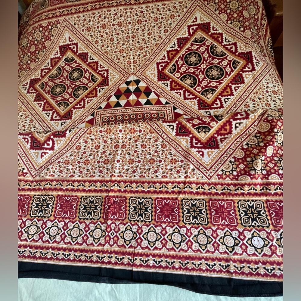 Sewing fabric: block printed tablecloth & 4 place mats - Picture 4 of 4